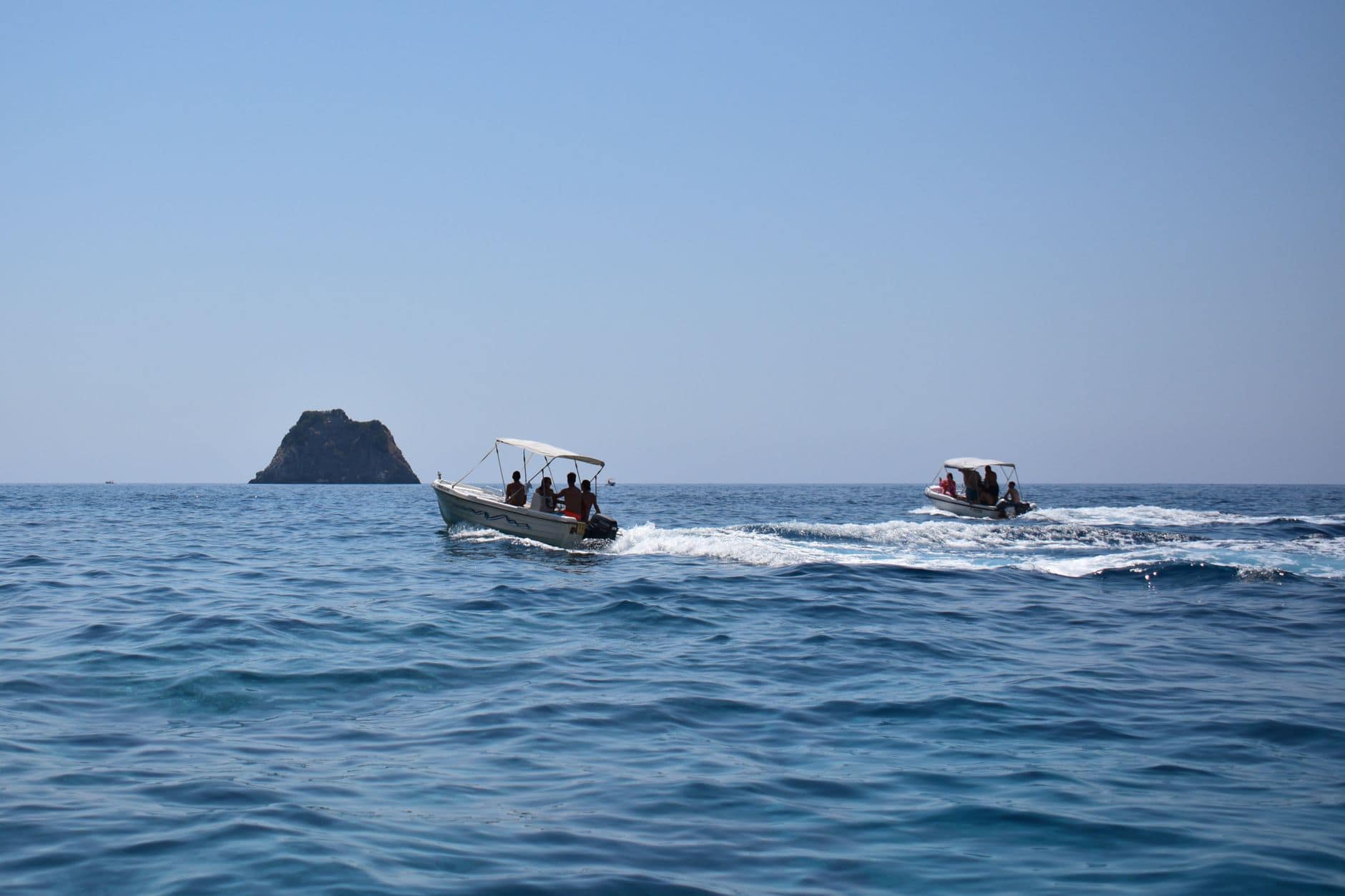 Fast boats in Bali