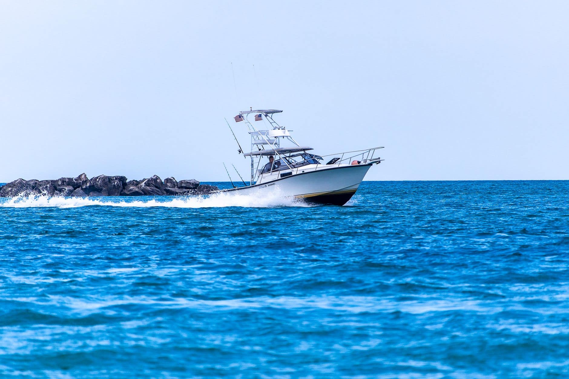 Fast boat crossing to the islands from Bali
