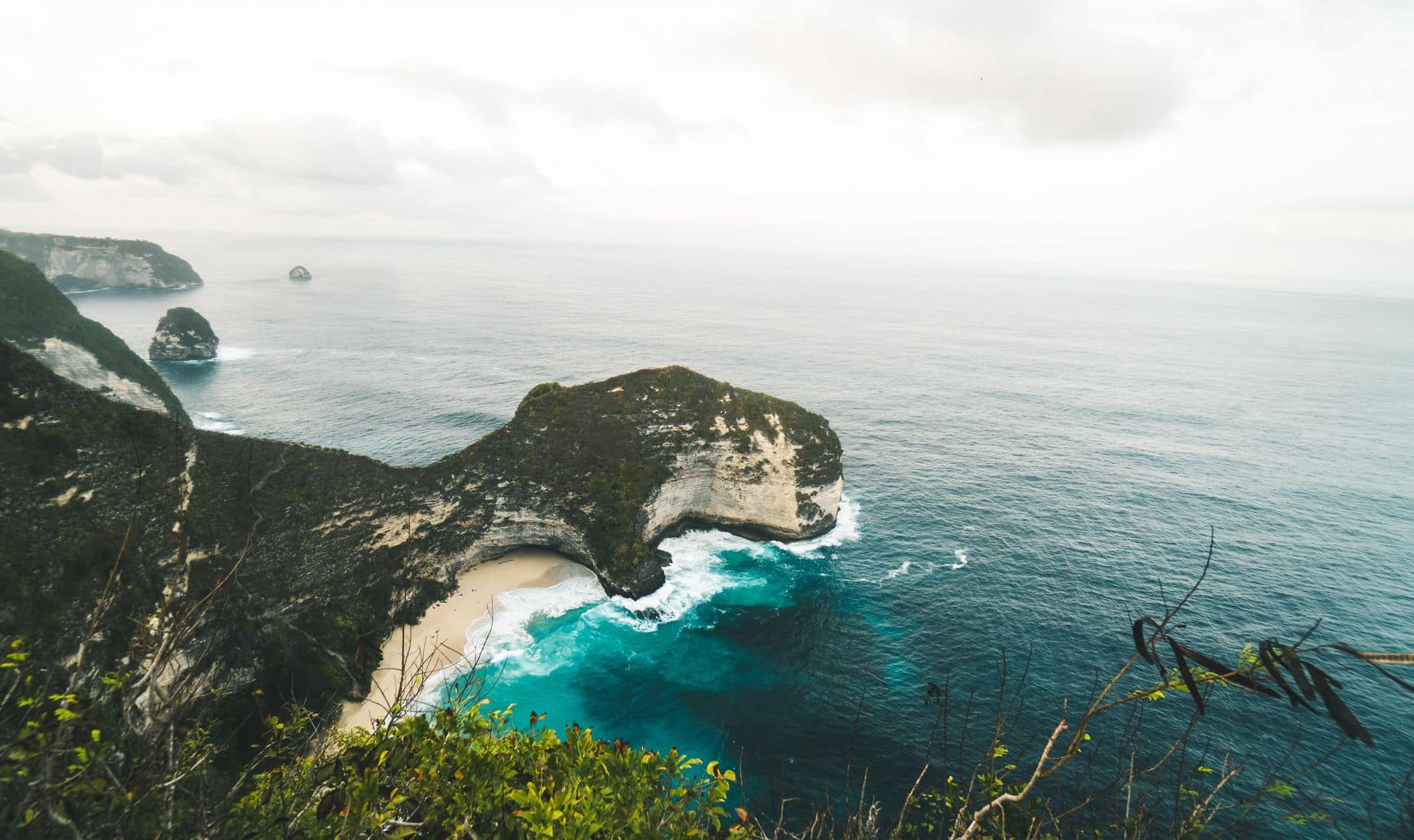 Kelingking Beach T-Rex cliff on the west coast of Nusa Penida